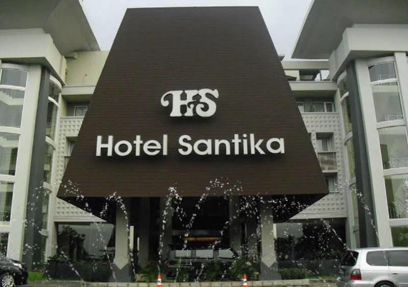 Hotel Santika Kelapa Gading Jakarta Kültér fotó